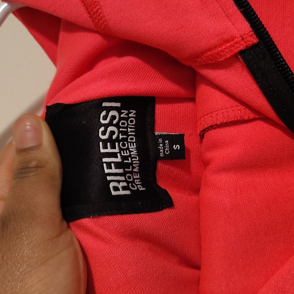 Pink sweatsuit - Picture 2 of 5